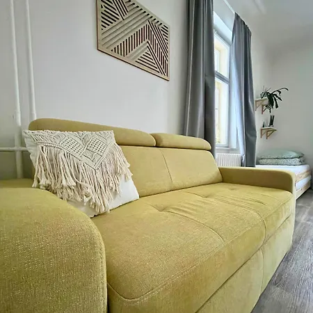 Resident Rebels 아파트