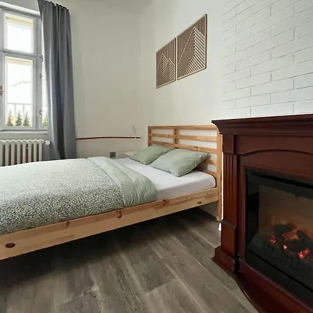 아파트 Resident Rebels *